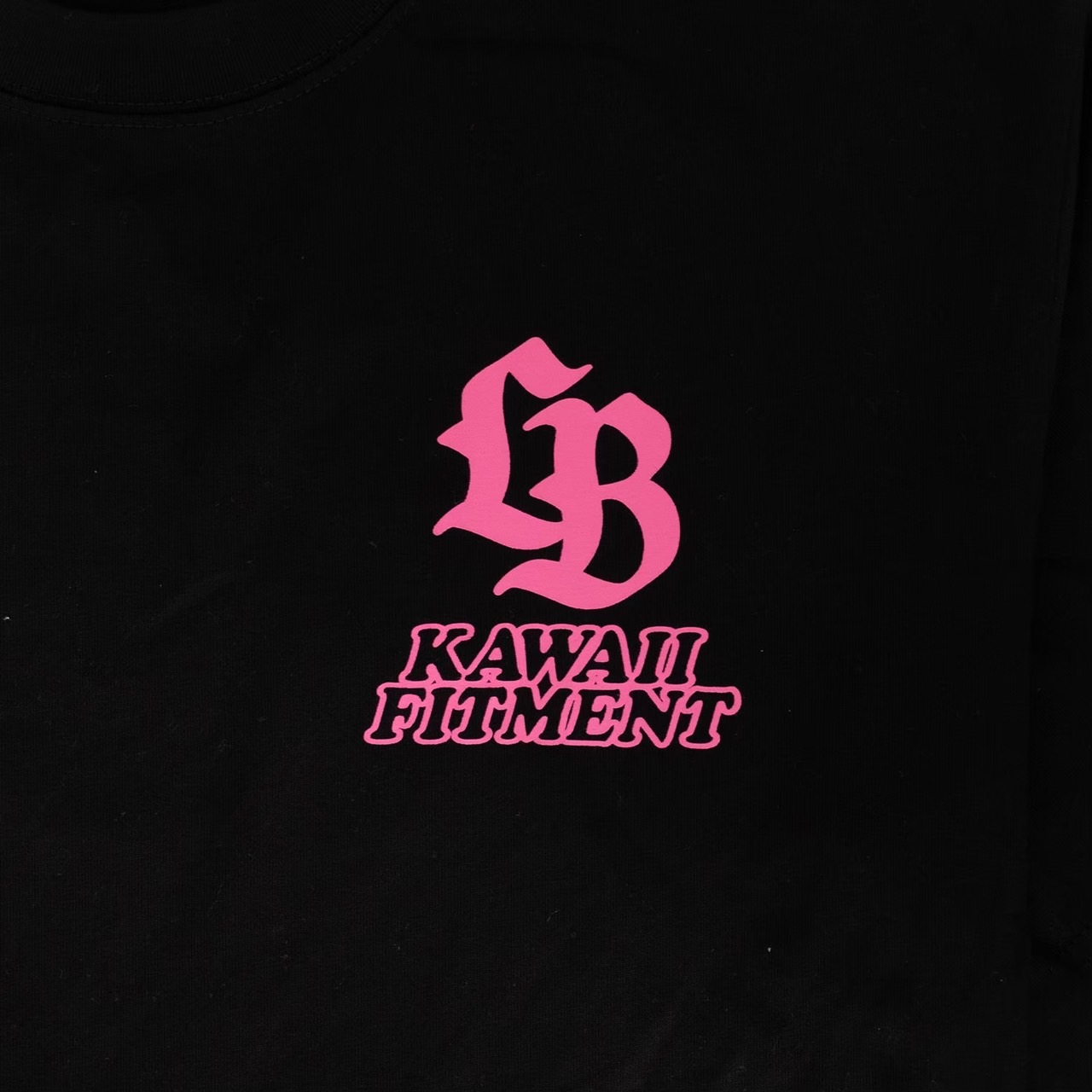 LB × KAWAII FITMENT KFchan Tee Black - LB-ONLINE STORE