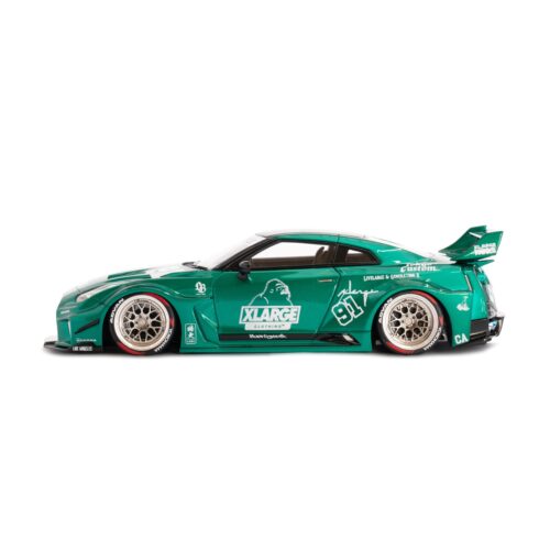 リバティーウォーク XLARGE コラボレーション限定 1/43 LIBERTY WALK×XLARGE 1/43 MakeUP LB-Silhouette WORKS GTR GREEN - LB